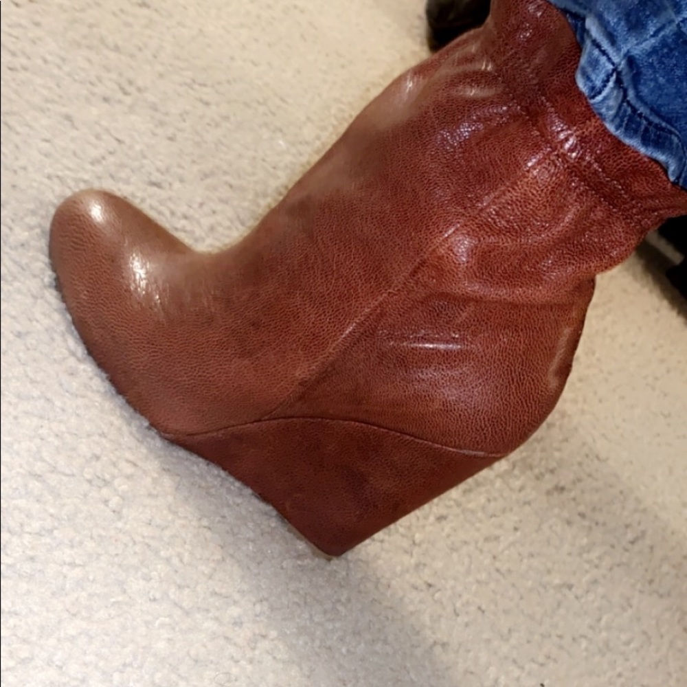 DKNY leather wedge bootie (Brown) size 36 (6)